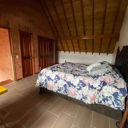Vila Hermosa Casa , Con Parqueadero En Rionegro Cerca Al Aeropuerto Exteriér fotografie