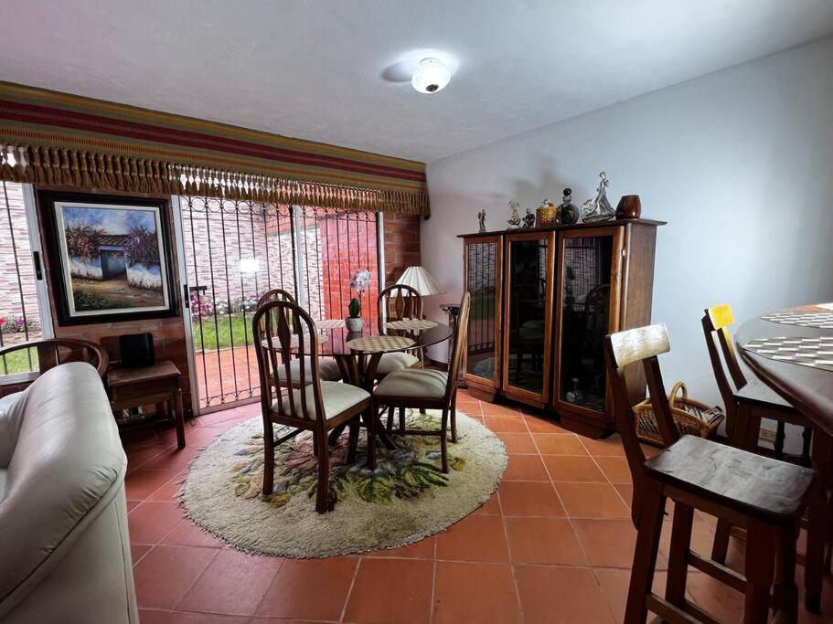 Vila Hermosa Casa , Con Parqueadero En Rionegro Cerca Al Aeropuerto Exteriér fotografie